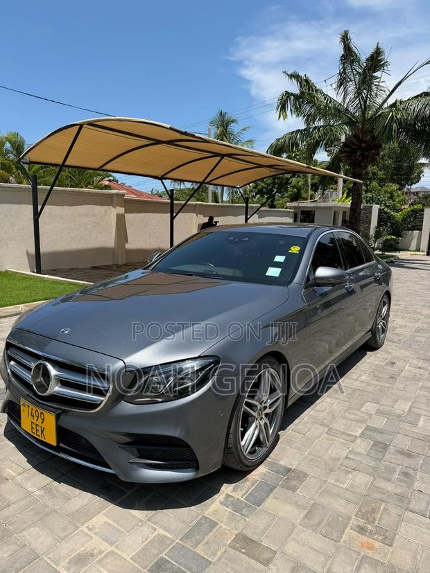 Mercedes-Benz C220 Classic 2017 Silver
