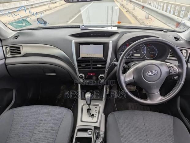 Subaru Forester 2.5X Limited 2012