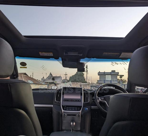 Toyota Land Cruiser 2016 Black