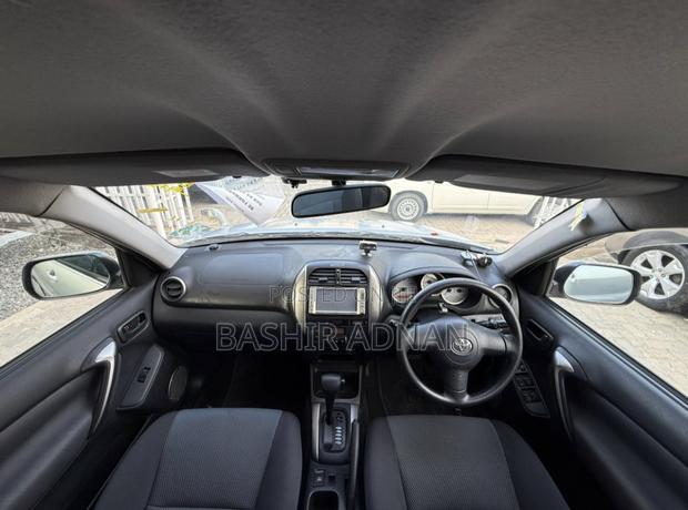 Toyota RAV4 1.8 2004 Silver