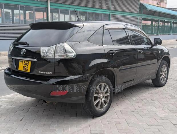 Toyota Harrier 2.4 2004 Black