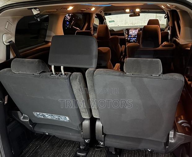 Toyota Vellfire 2016 White
