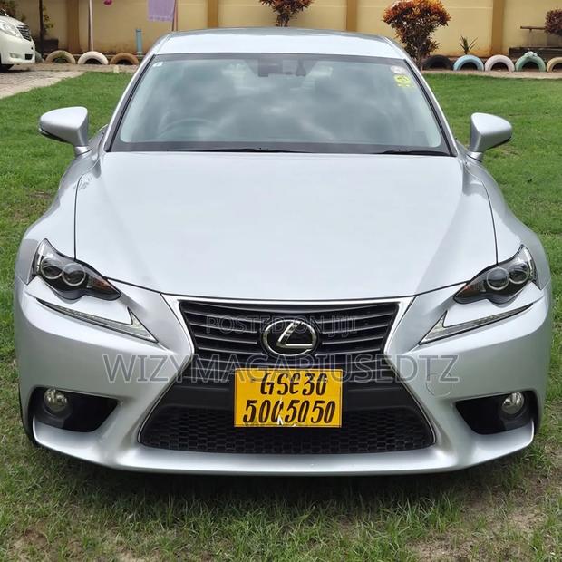 Lexus IS 2013 Silver