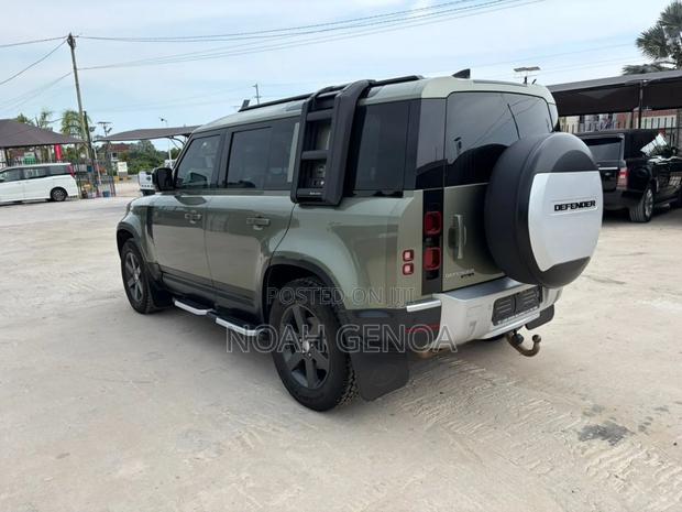 Land Rover Defender 2020 Gray