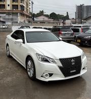 Toyota Crown 2014 White for sale