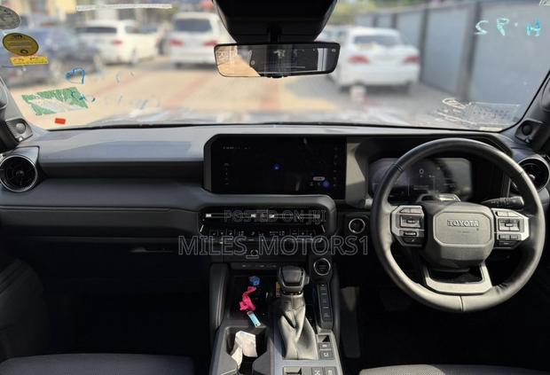 Toyota Land Cruiser Prado 2024 Gray