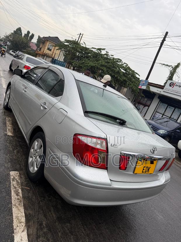 Toyota Premio 1.5 FWD 2004 Silver