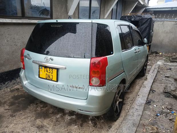 Toyota Raum 1.5 FWD 2003 Blue