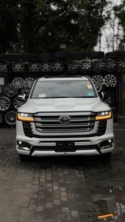 Toyota Land Cruiser LC300 2024 White for sale