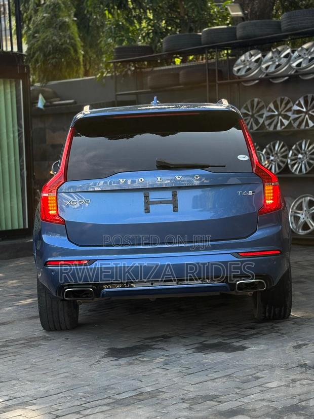 Volvo XC90 2019 Blue