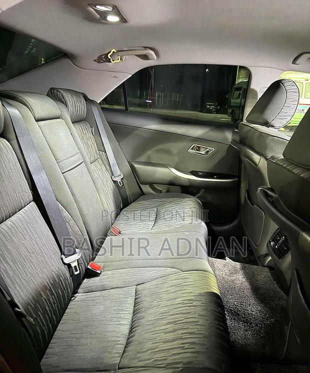 Toyota Crown 2010 Matt Black