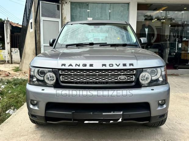 Land Rover Range Rover Sport 2012 Gray