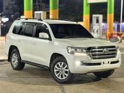 Toyota Land Cruiser 4.6 V8 AX G Selection 2016 White for sale