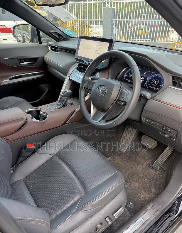 Toyota Harrier 2023 Black