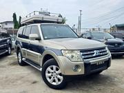 Mitsubishi Pajero 3.2 Di-D 2008 Gold for sale