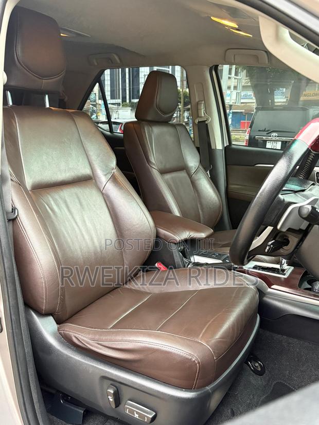 Toyota Fortuner 2018 Gray