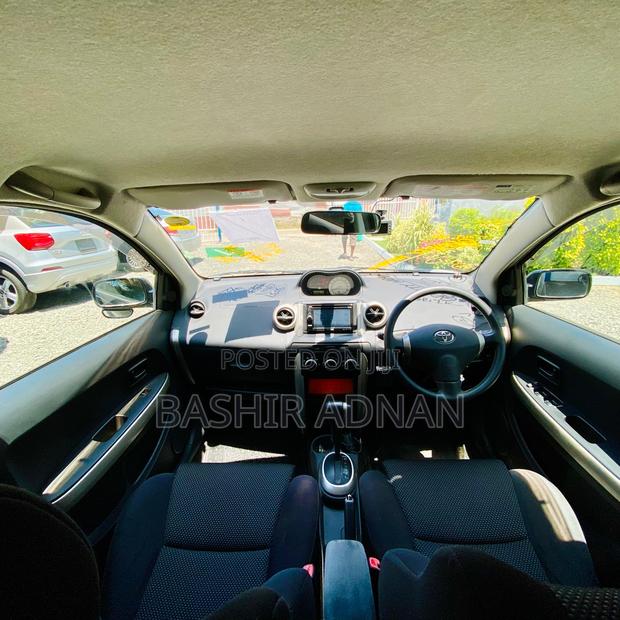 Toyota IST 2004 Matt Black