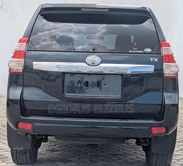Toyota Land Cruiser Prado 2015 Black
