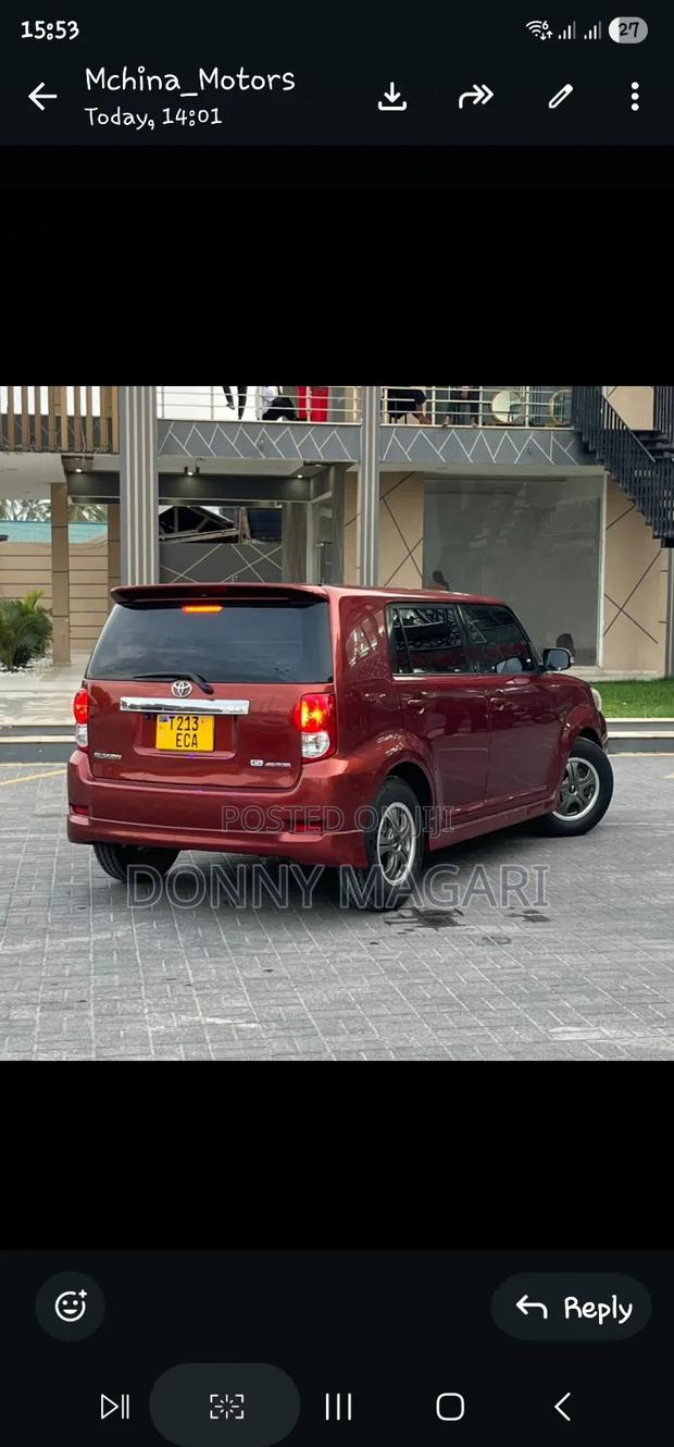 Toyota Corolla Rumion 2010 Maroon