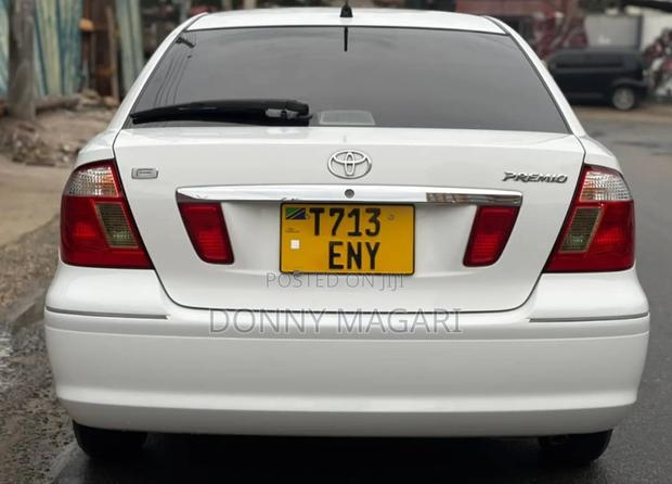 Toyota Premio 2002 White