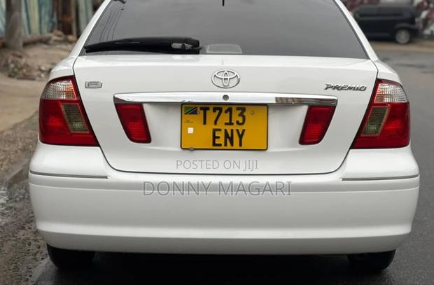 Toyota Premio 2002 White