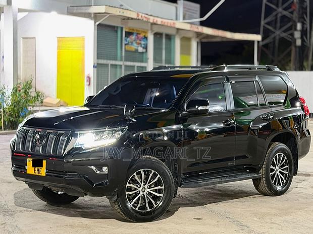 Toyota Land Cruiser Prado 2021 Black