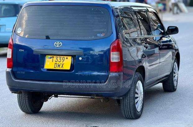 Toyota Probox 2005 Blue