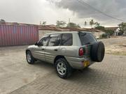 Toyota RAV4 2002 Gray for sale
