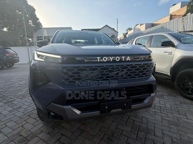New Toyota Hilux 2025