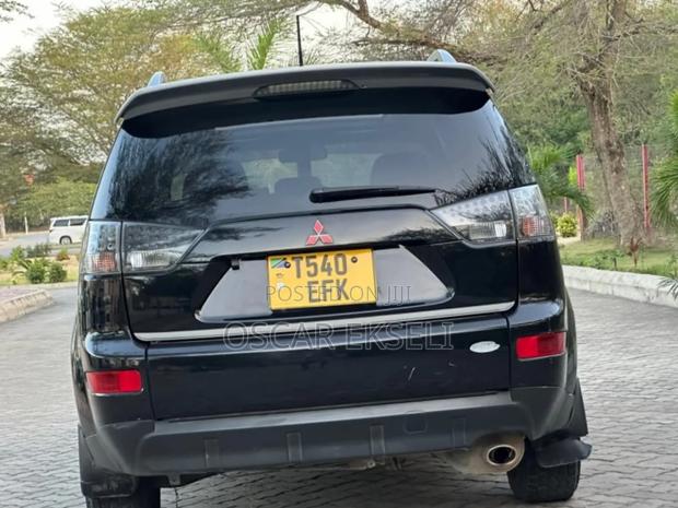 Mitsubishi Outlander 2009 Black