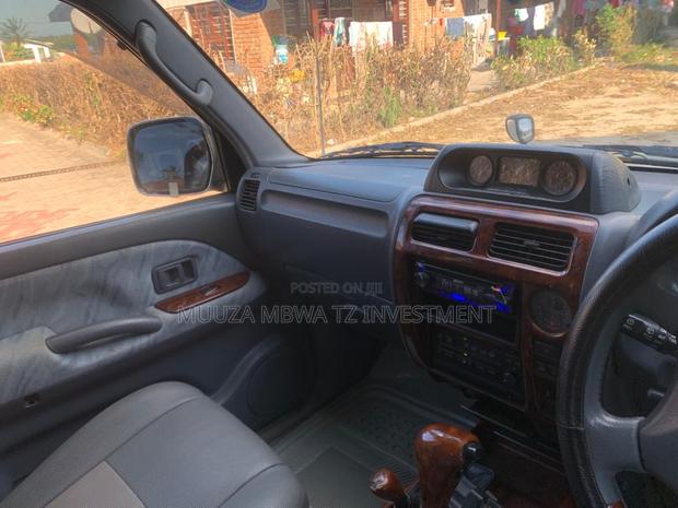 Toyota Land Cruiser Prado 2002 Silver