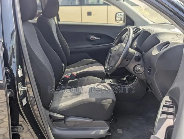 Toyota IST 2008 Black