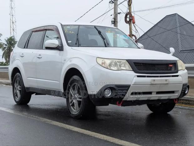 Subaru Forester 2.5X Automatic 2012 White