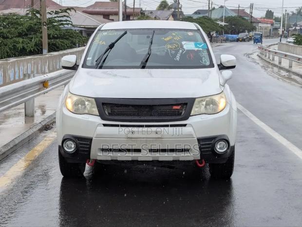 Subaru Forester 2.5X Automatic 2012 White
