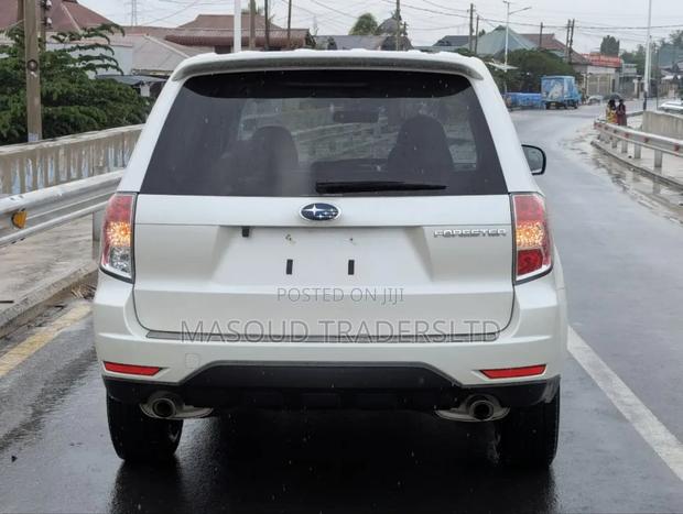 Subaru Forester 2.5X Automatic 2012 White