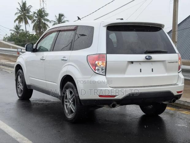 Subaru Forester 2.5X Automatic 2012 White