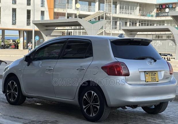 Toyota Auris 2006 Silver