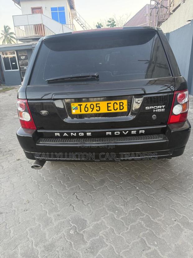 Land Rover Range Rover 2010 Black