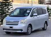 Toyota Noah 2008 Silver for sale