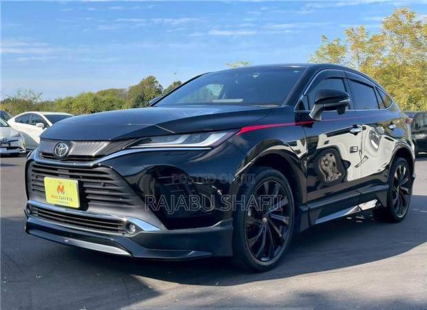 Toyota Harrier 2.0 2020 Black