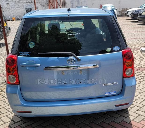 Toyota Raum 2004 Blue