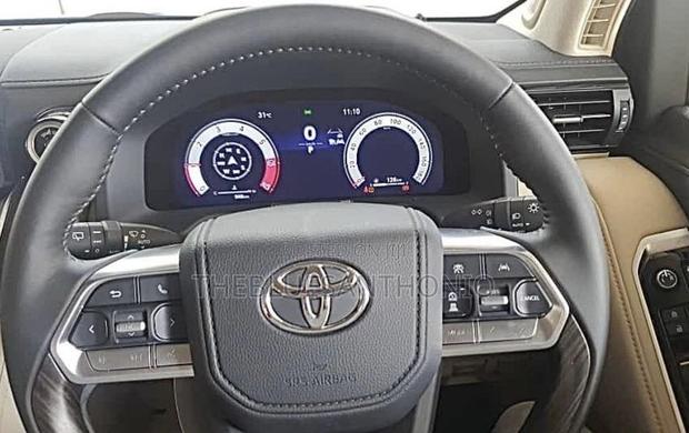 New Toyota Land Cruiser 2025 Gray