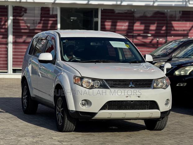 Mitsubishi Outlander 2007 White