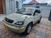Toyota Harrier 2000 White for sale