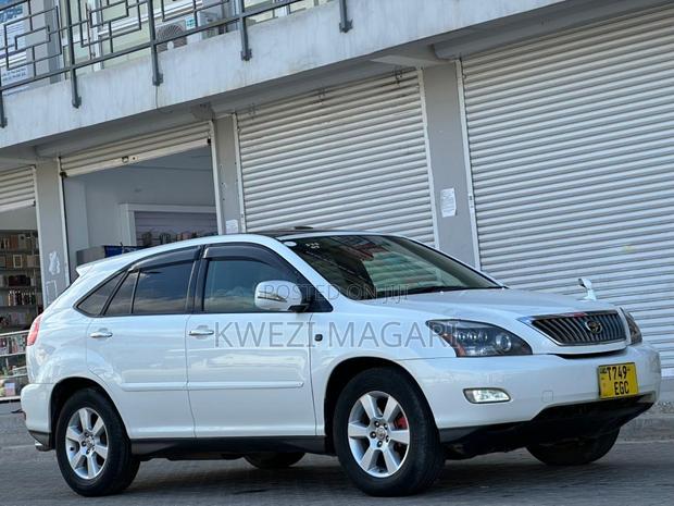 Toyota Harrier 2007 White