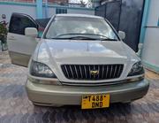 Toyota Harrier 2005 White for sale