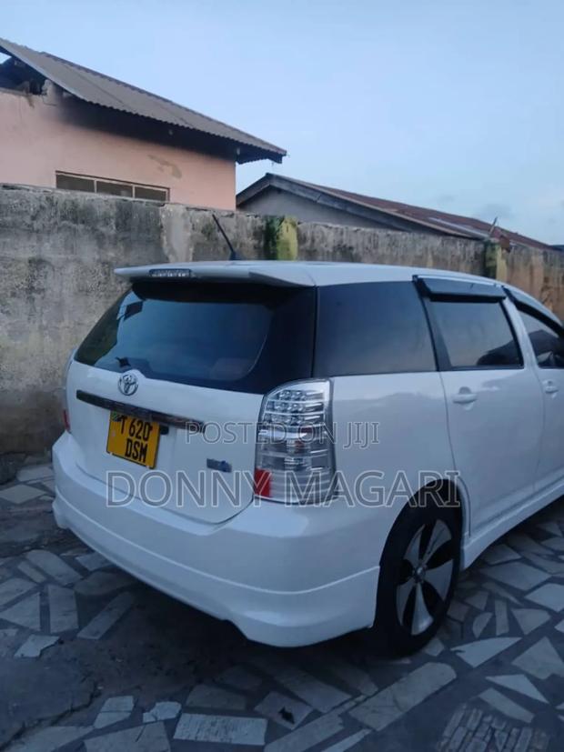 Toyota Wish 2006 White