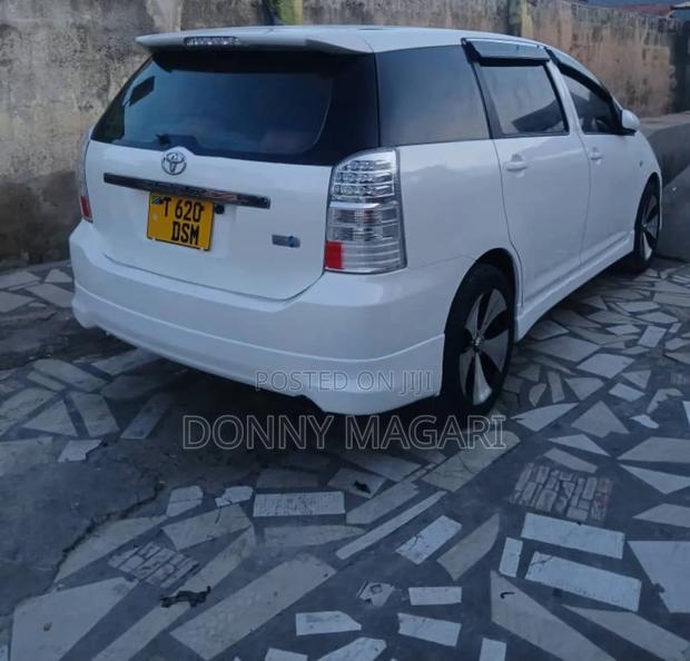 Toyota Wish 2006 White