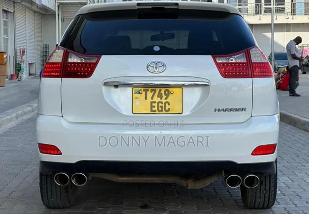 Toyota Harrier 2007 White