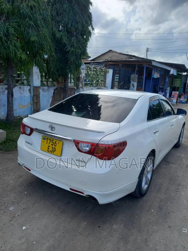 Toyota Mark X 2.5 AWD 2010 White
